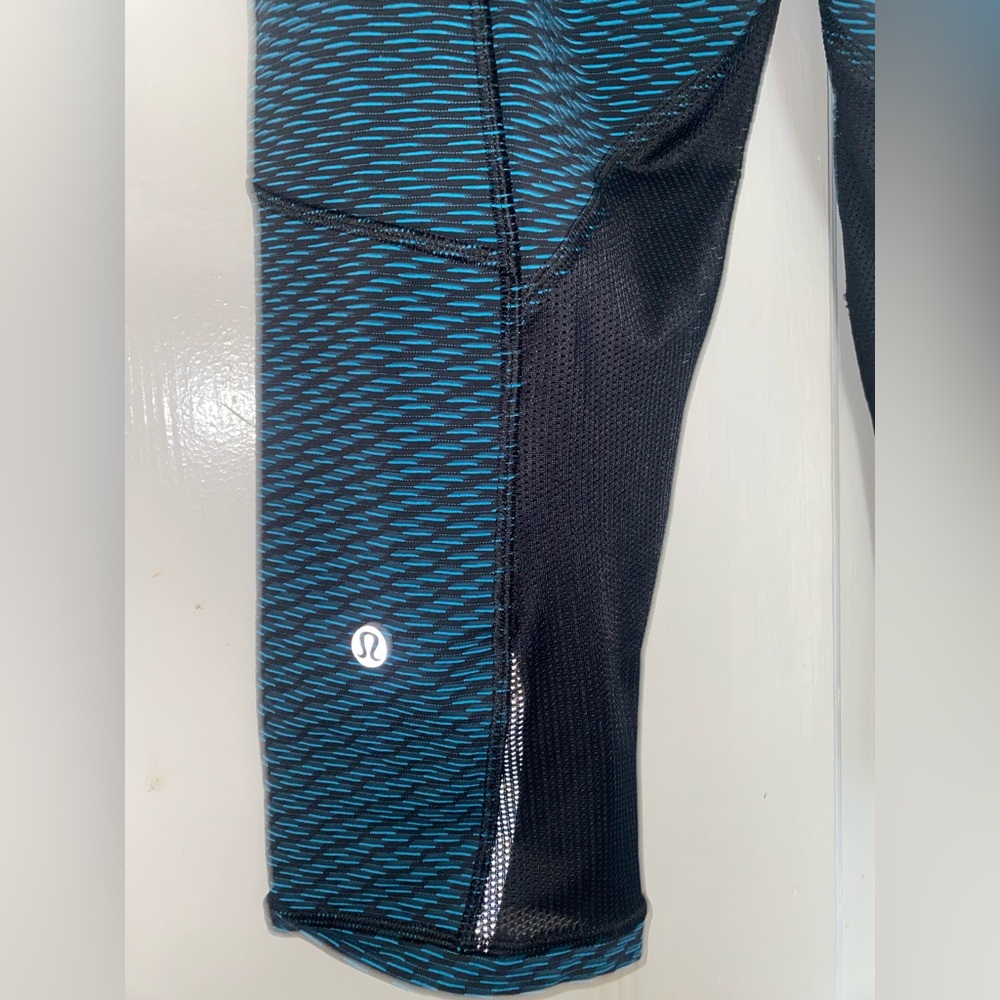 Blue Patterned Leggings - Picture 3 of 7